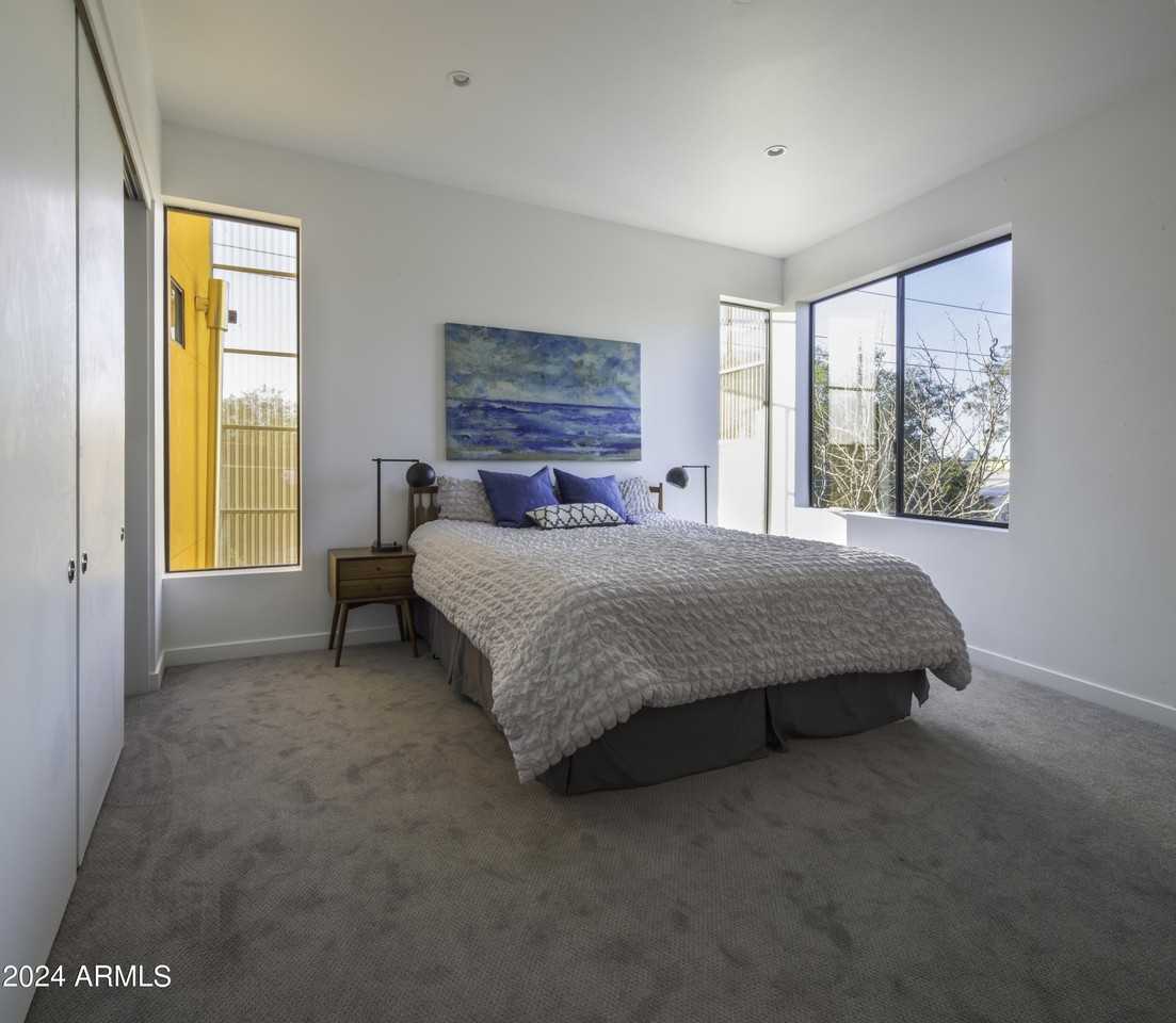 1419 S Kenneth Pl Apt 1002 #1002 - Photo 5 of 16