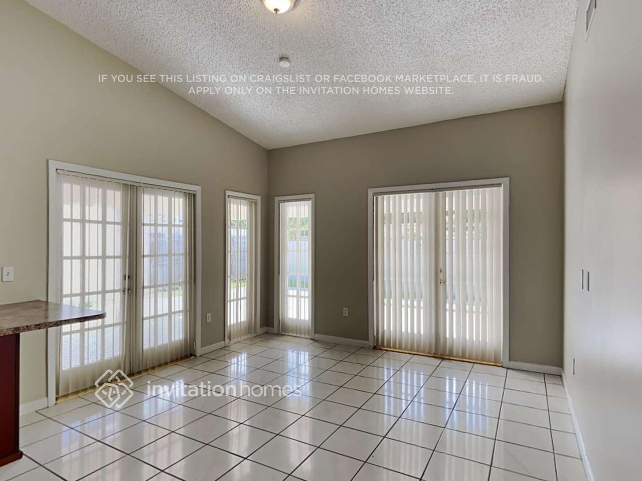 4711 Sw 142nd Ct - Photo 6 of 21