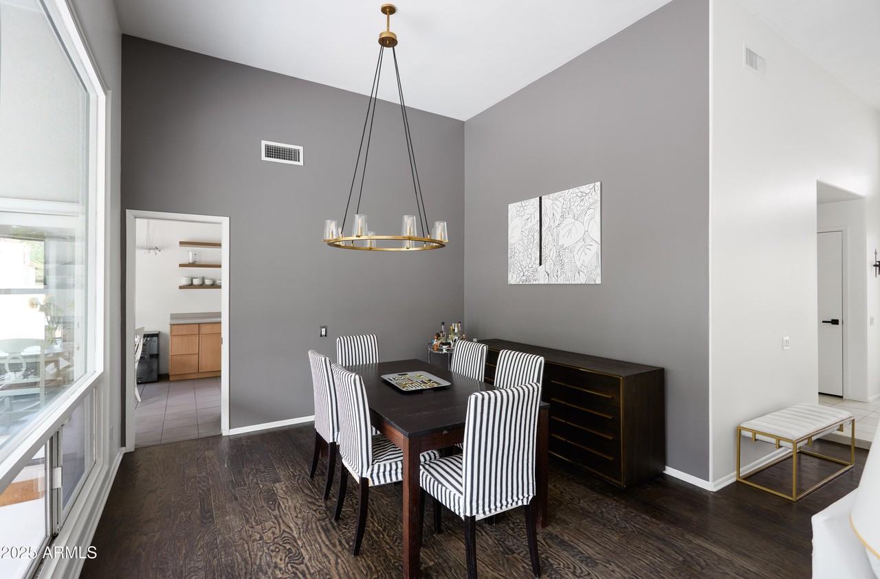 12242 N 74th St - Photo 5 of 30