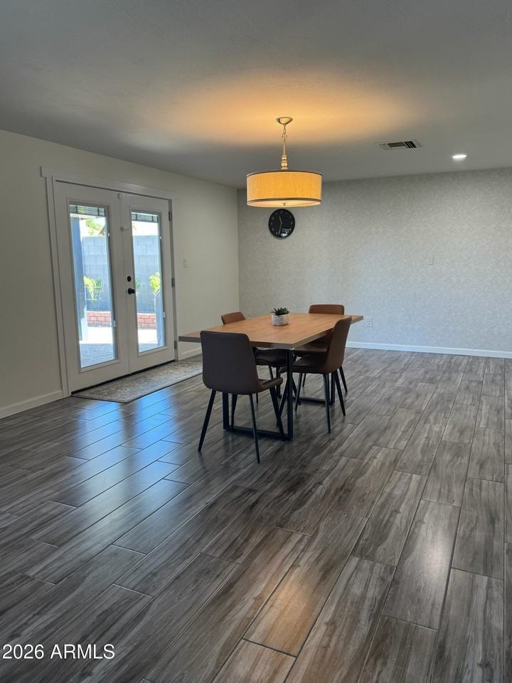 3756 E Pershing Ave - Photo 7 of 18