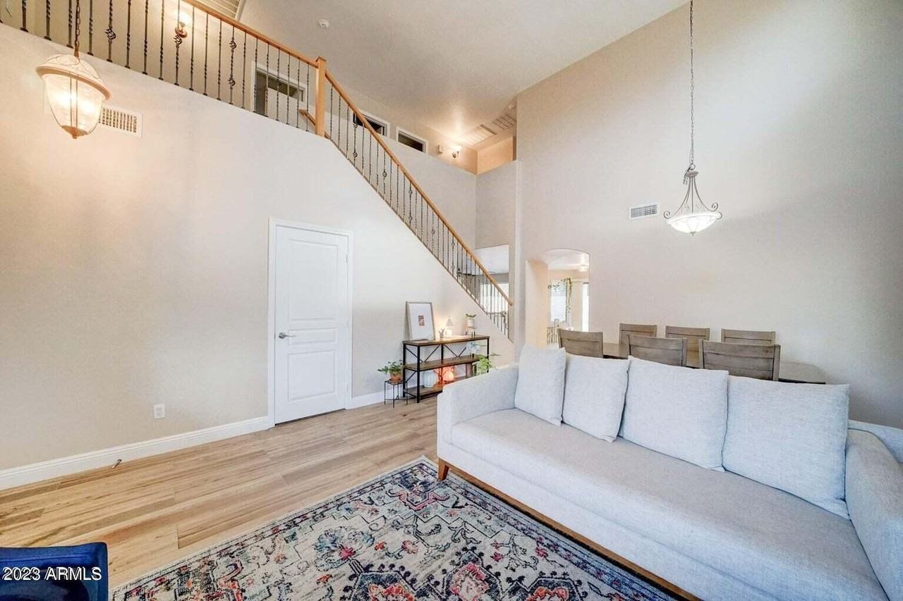 3563 E Blue Ridge Way - Photo 4 of 30