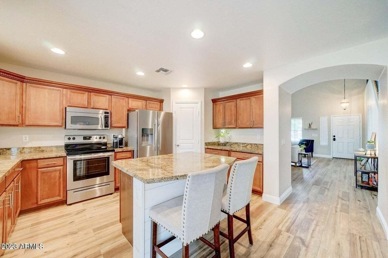 3563 E Blue Ridge Way - Photo 7 of 30