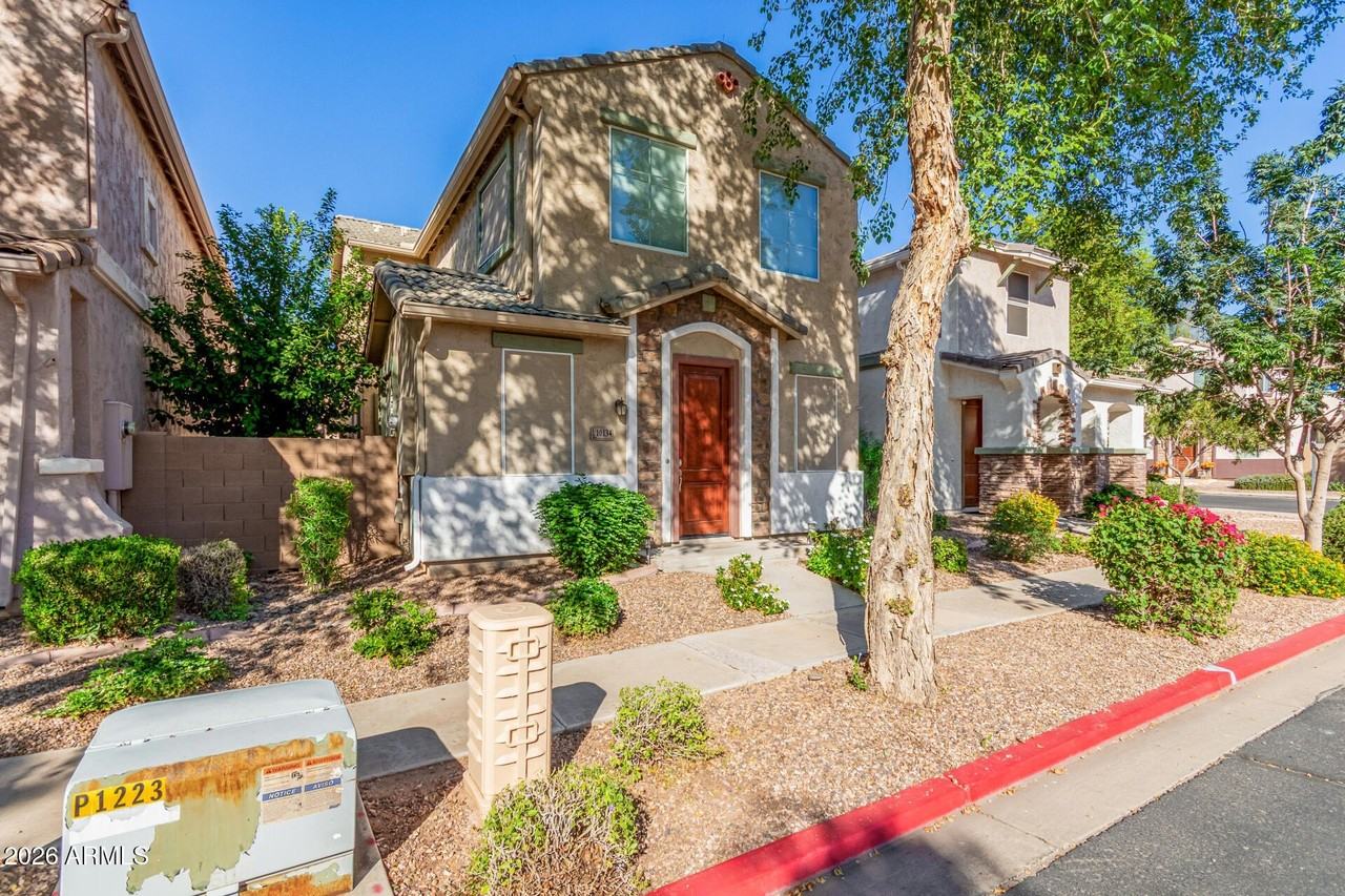 10134 E Isabella Ave - Photo 3 of 30