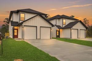 featured image of 8427 Harvard St