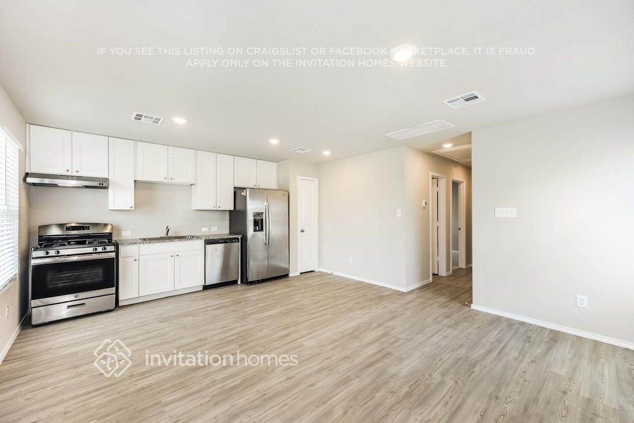 13710 Harvest Vly - Photo 6 of 20