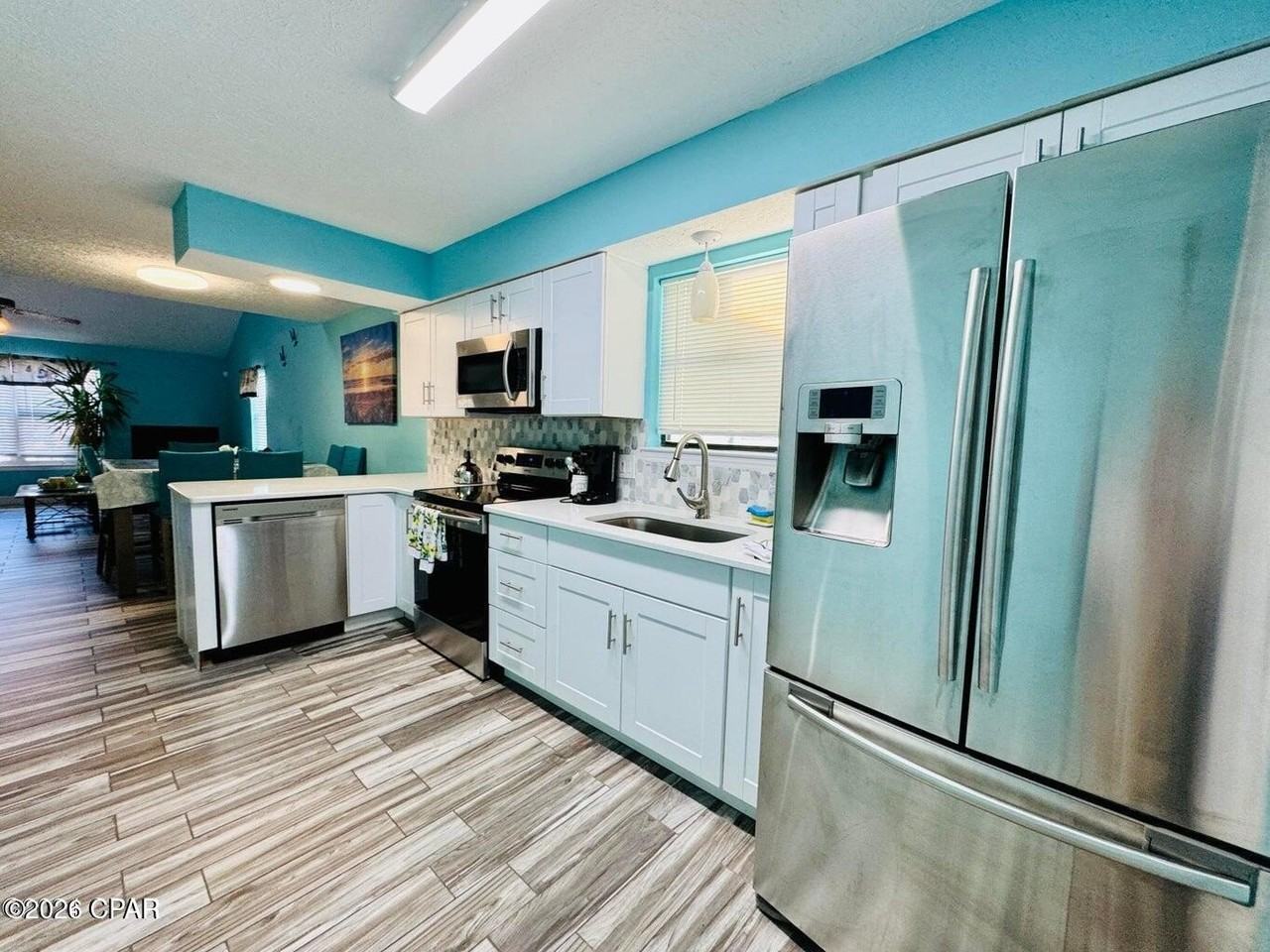 3415 W 19th St Apt 8 #8 - Photo 6 of 16