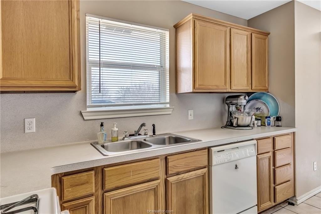 2400 Pintail Loop - Photo 6 of 29