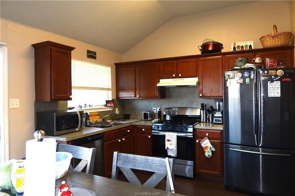 1068 Windmeadows Dr - Photo 5 of 19