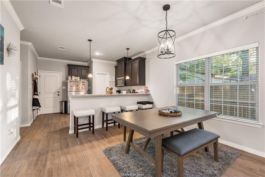 120 Richards St #B - Photo 5 of 20