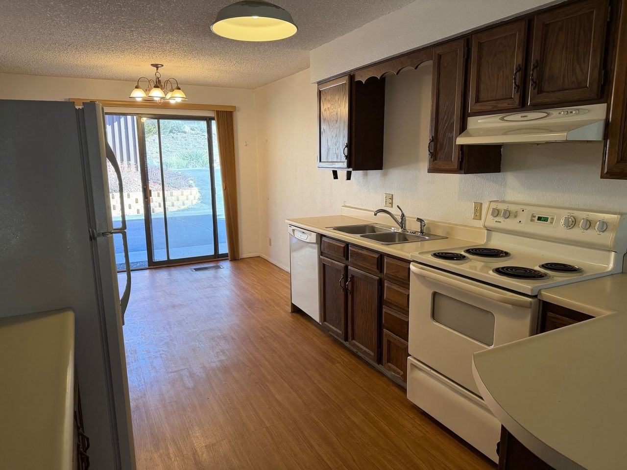 2932 Holly Ave #601 - Photo 2 of 19