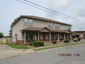 1161 Spencer St - Photo 1 of 1