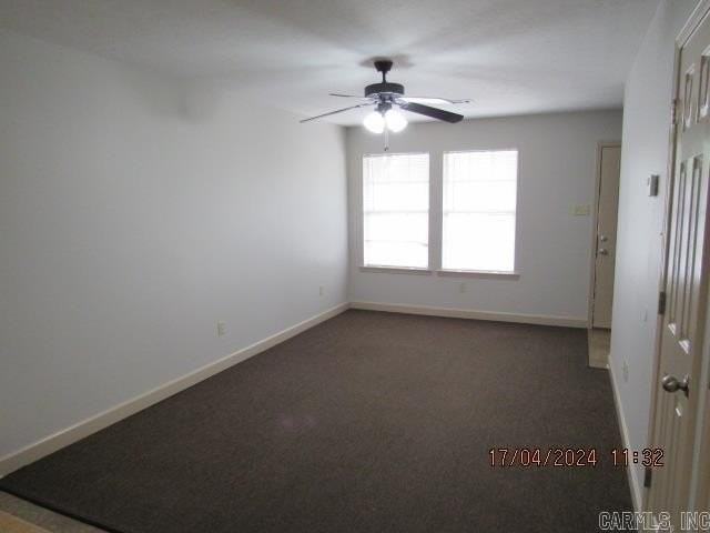 1161 Spencer St - Photo 5 of 12