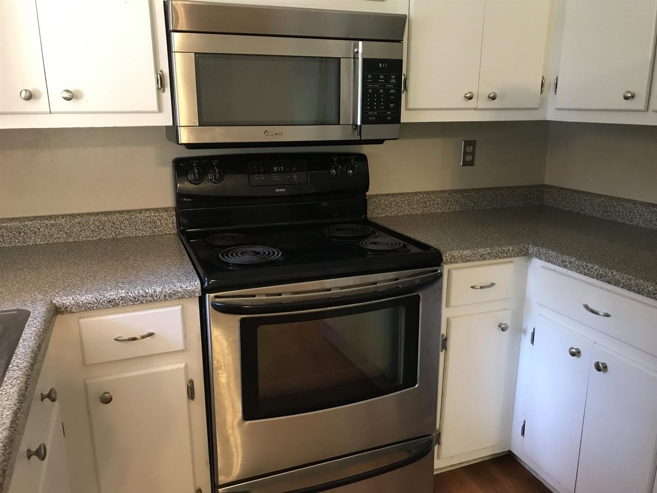 14 Conasaugua Trce - Photo 4 of 22