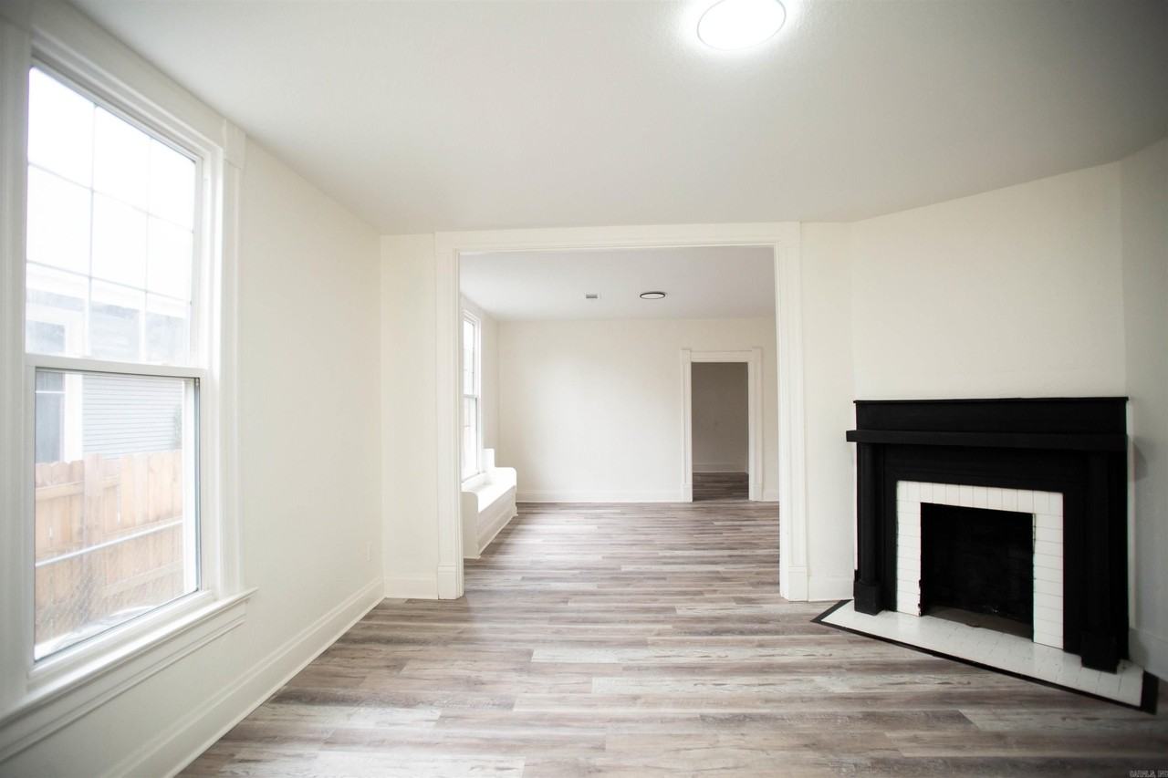 2715 S State St - Photo 6 of 34