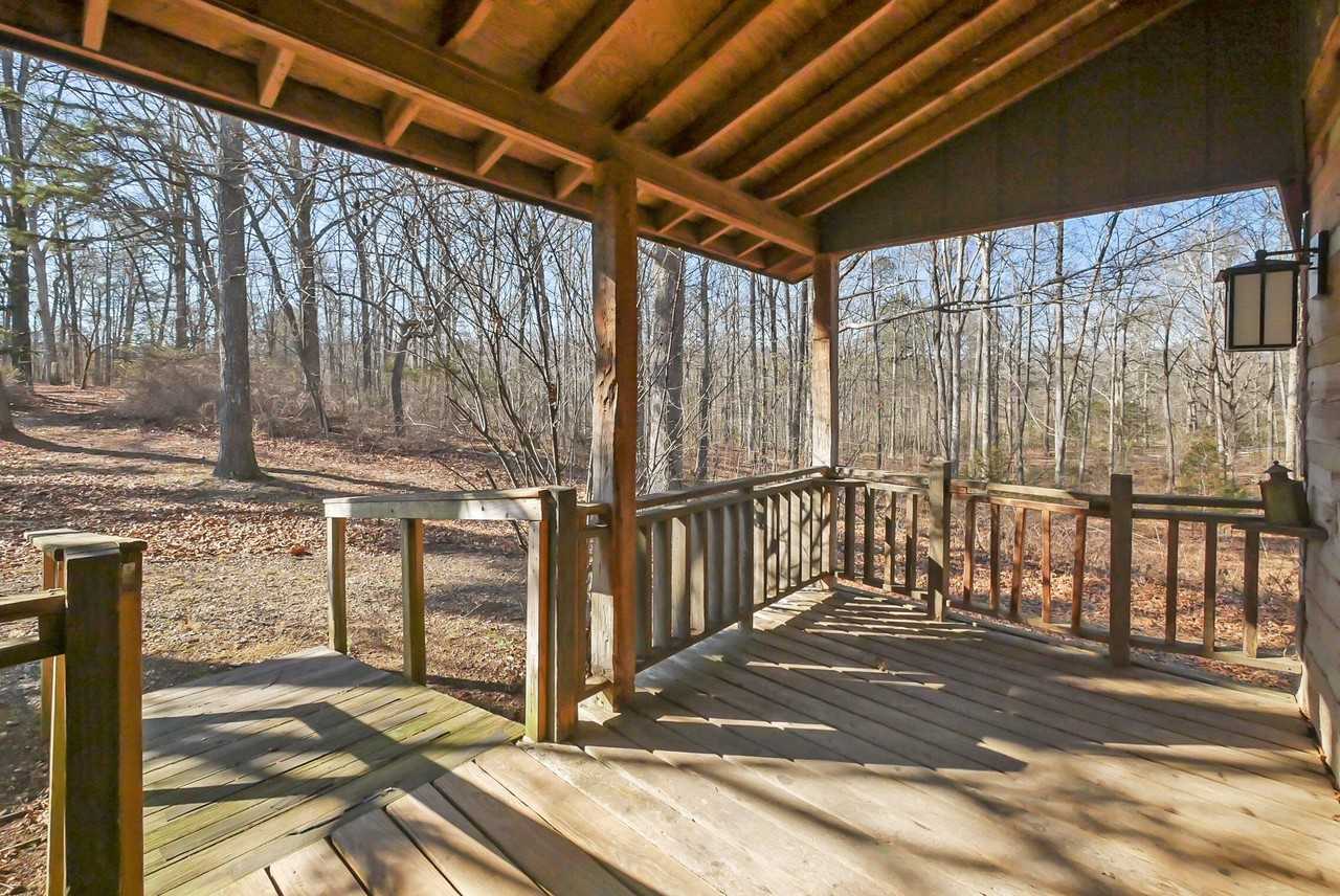 1105 Walden Rd - Photo 2 of 21