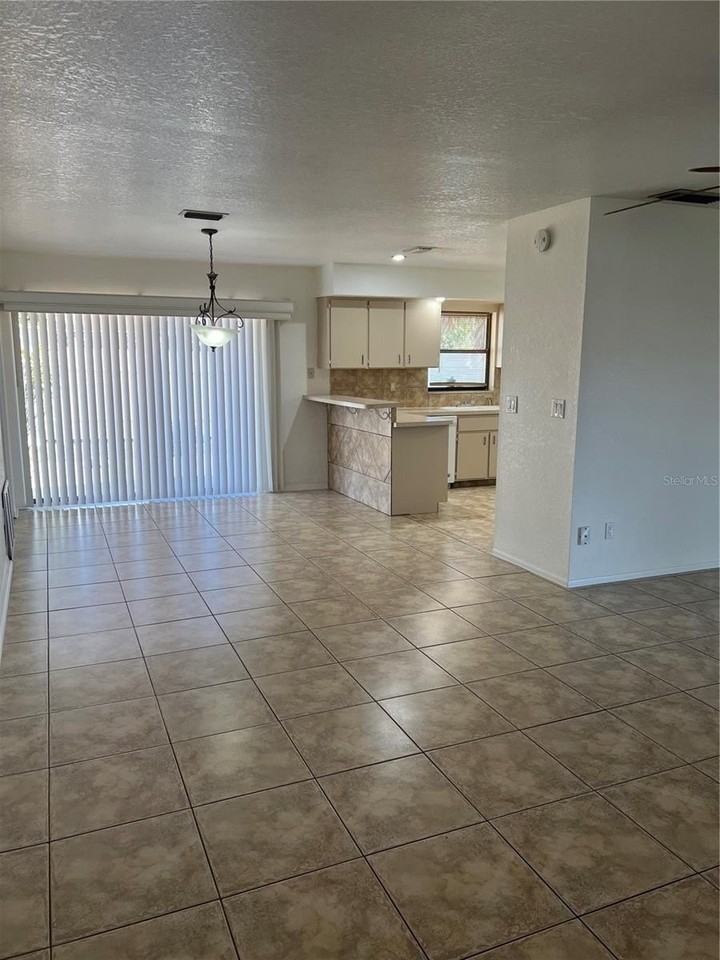 355 Spring Lake Blvd Nw - Photo 4 of 19