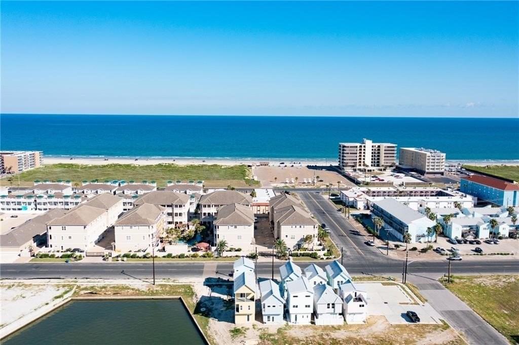 14933 Leeward Dr - Photo 4 of 22