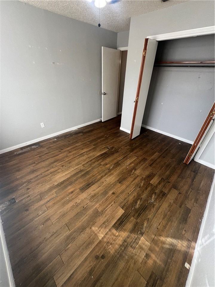 2610 Allencrest Dr - Photo 5 of 11