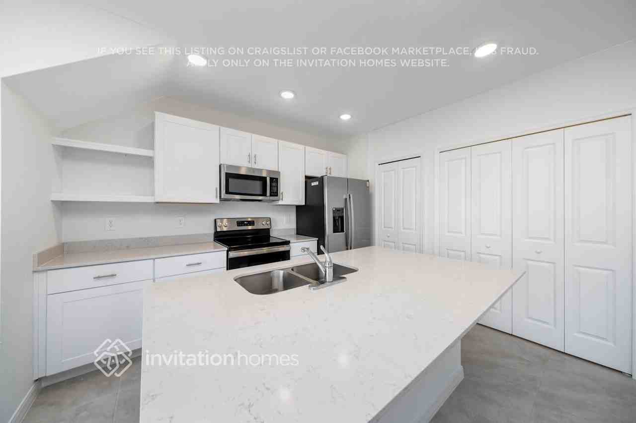 2735 Riverfield Rd - Photo 6 of 34