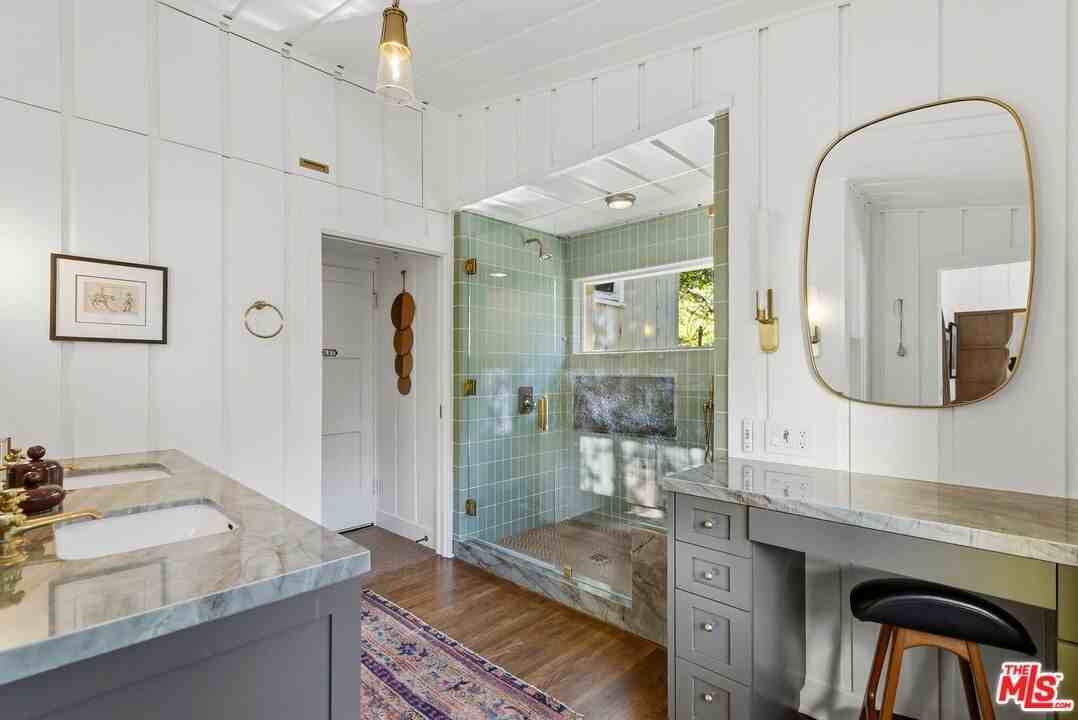 2049 Oakstone Way - Photo 5 of 12