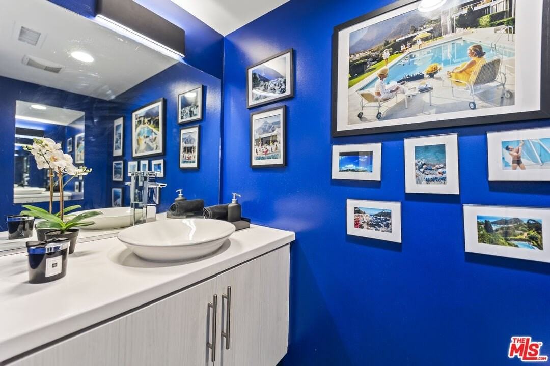 2201 Polyscope Pl - Photo 5 of 25