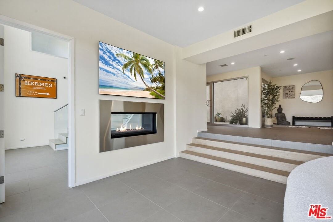 9716 Oak Pass Rd - Photo 2 of 49