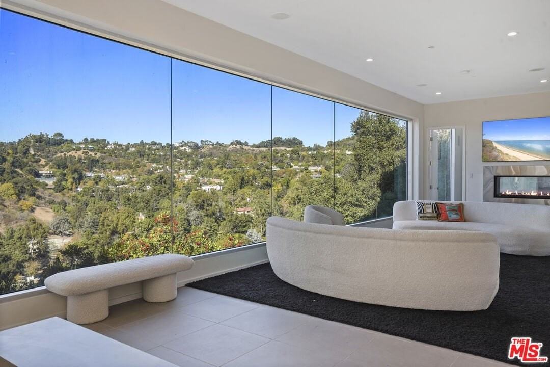 9716 Oak Pass Rd - Photo 4 of 49