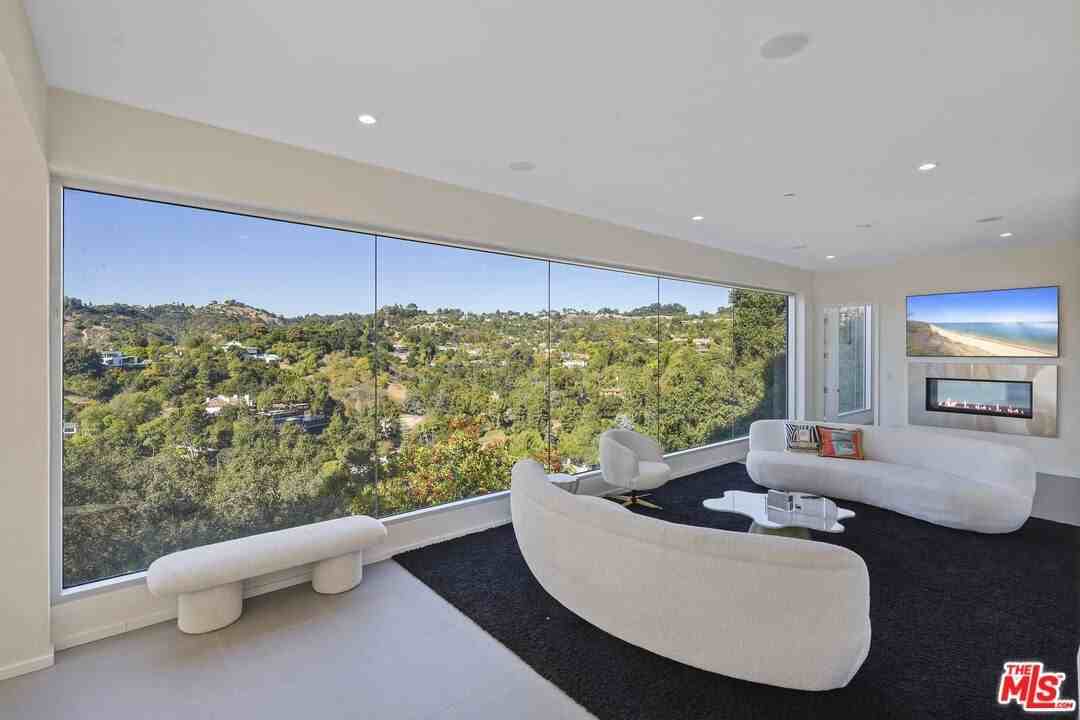 9716 Oak Pass Rd - Photo 6 of 49