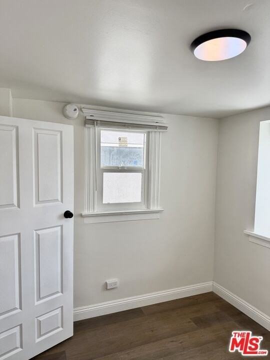 44 Rose Ave - Photo 2 of 11