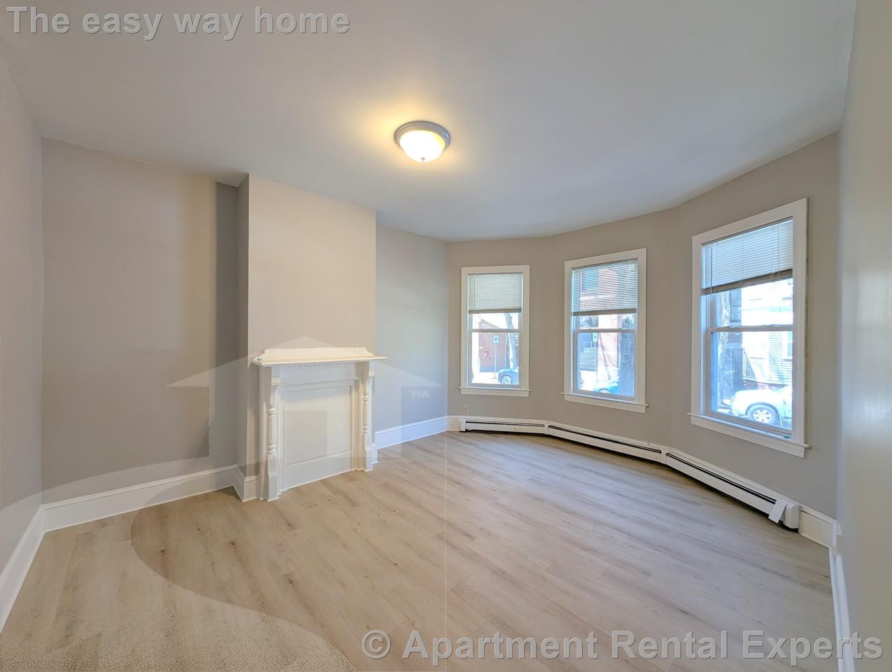 254 Windsor St #1R - Photo 4 of 18