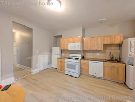 featured image of 254 Windsor St #1R