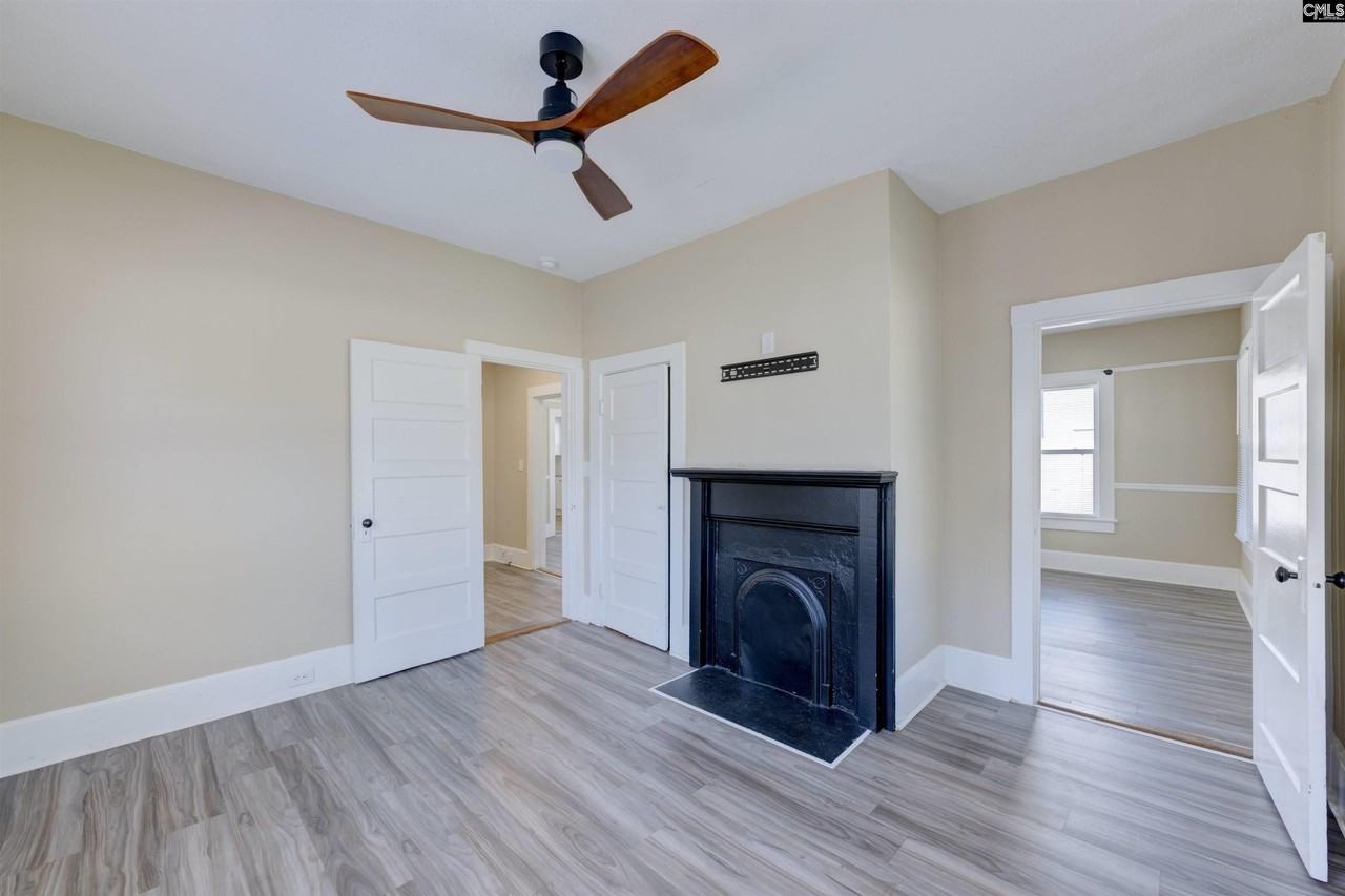 3012 Rosewood Dr - Photo 4 of 21