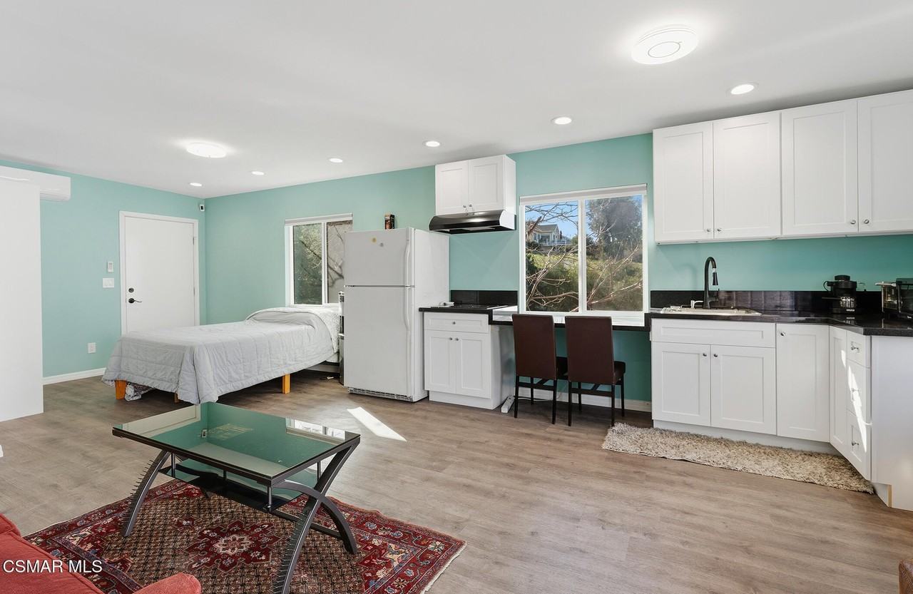 263 Mcknight Rd Unit 1/2 #1-2 - Photo 4 of 19