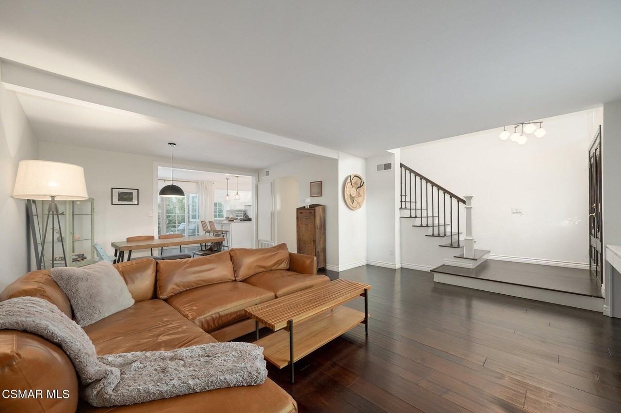 1988 Olivewood Ct - Photo 6 of 36