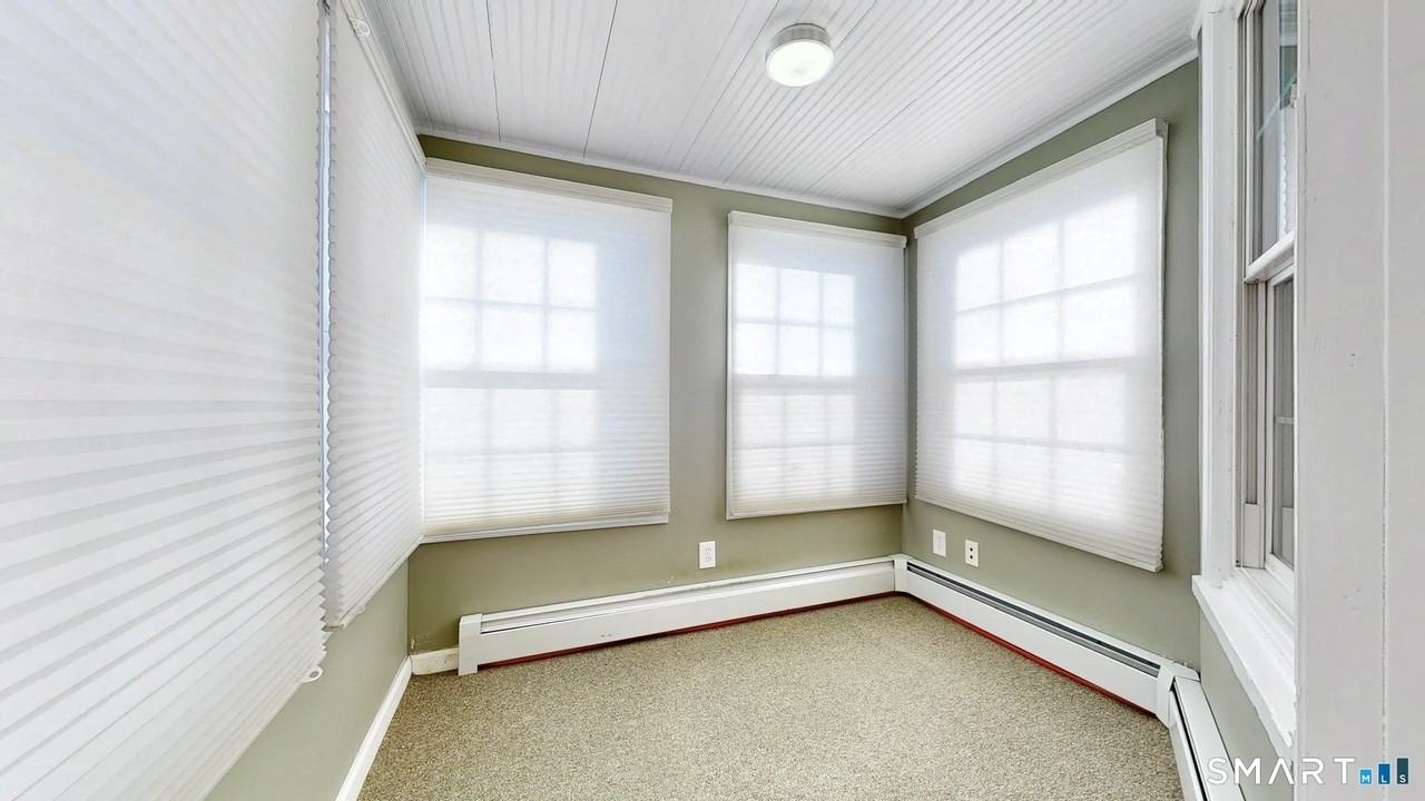 108 Adams St - Photo 5 of 21