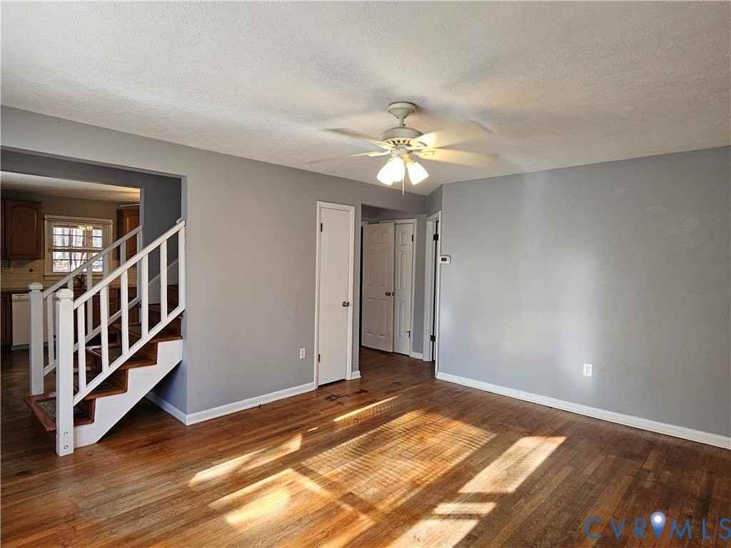 139 Pike St - Photo 7 of 14