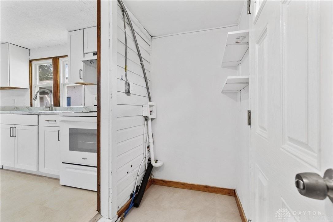 1858 Wilbur Ave - Photo 7 of 22