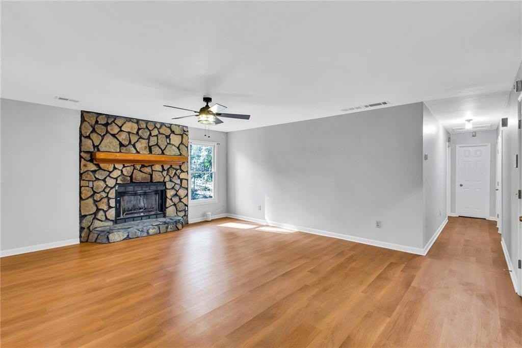 7515 Asbury Dr - Photo 4 of 32