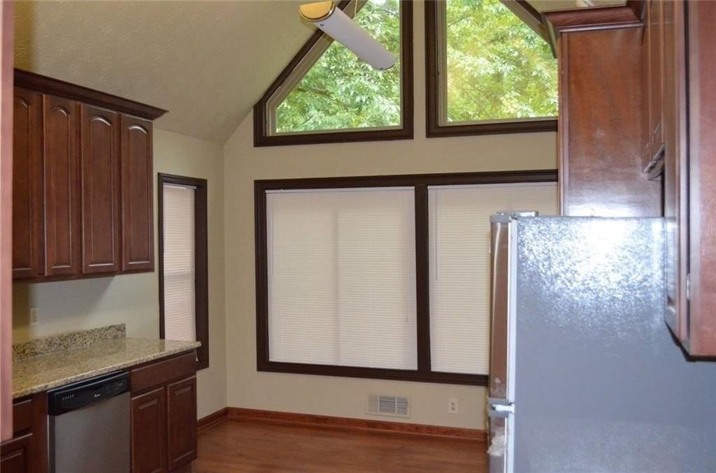 2745 Peachtree Walk - Photo 3 of 14