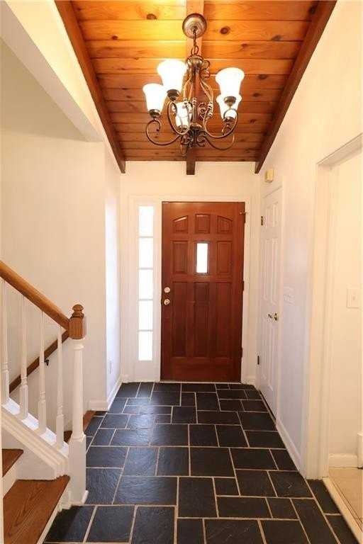 1735 Moonstone Ct - Photo 2 of 34