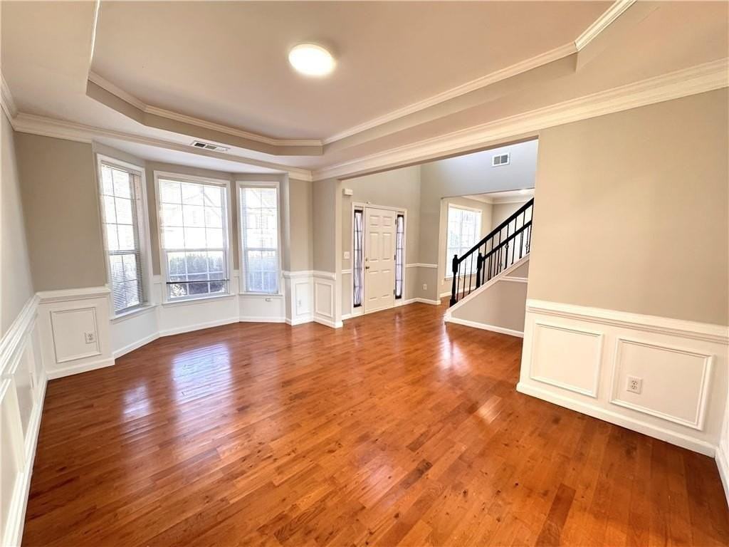 152 Parkstone Way - Photo 7 of 34