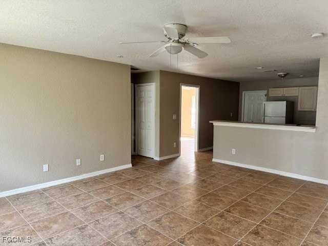 5323 30th St Sw - Photo 6 of 6