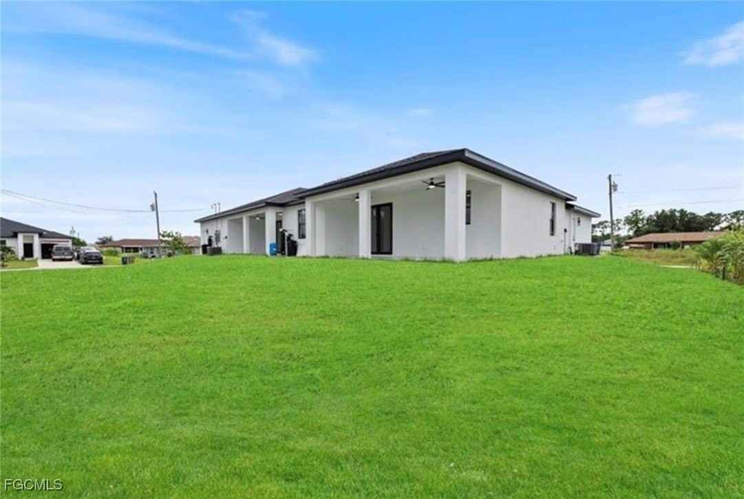 1130 Ivan Ave S - Photo 5 of 20