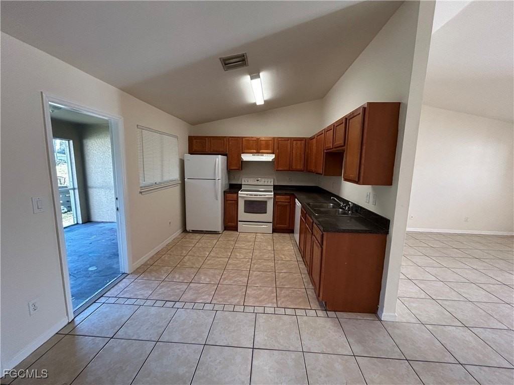 5130 26th St Sw - Photo 3 of 10