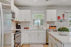 featured image of 1001 Cyprus Ct