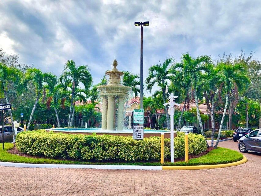 10276 Fox Trail Rd S - Photo 3 of 8