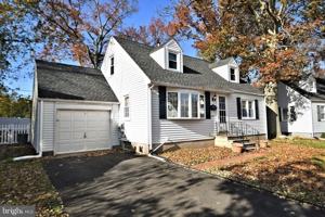 featured image of 660 Osborne Ave