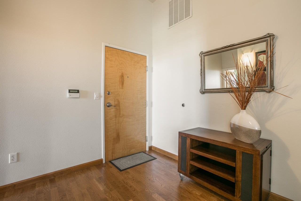 401 Central Ave Ne Apt 301 #301 - Photo 2 of 27