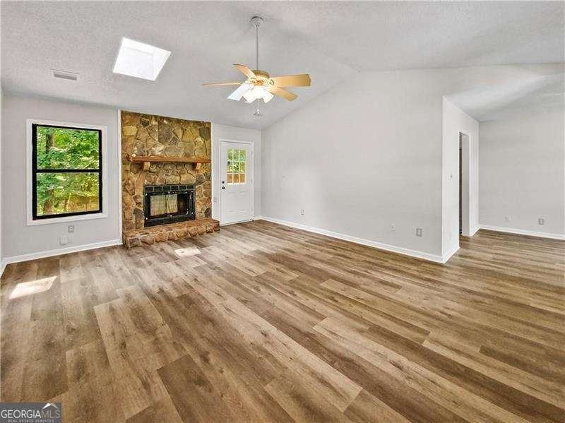 4698 Jamerson Creek Dr - Photo 3 of 13