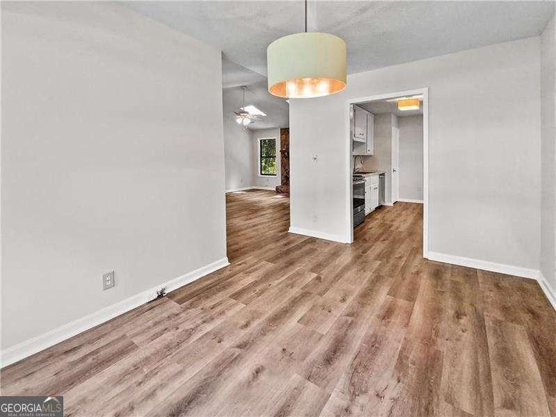 4698 Jamerson Creek Dr - Photo 4 of 13